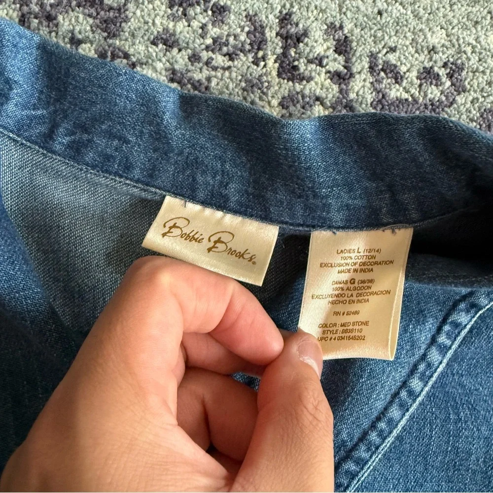 Bobbie Brooks Boho Chic Embroidered Florals Denim Shacket Size Large Whimsical - Picture 3 of 12